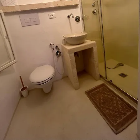 Casa Della Nonna オストゥーニ