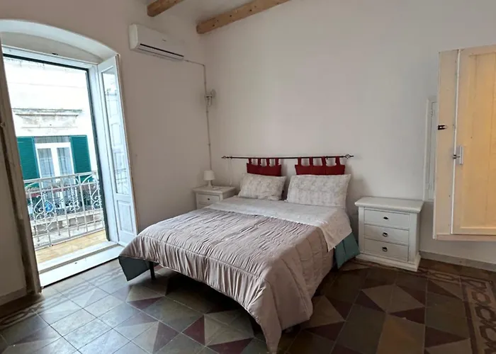 Casa Della Nonna 奥斯图尼